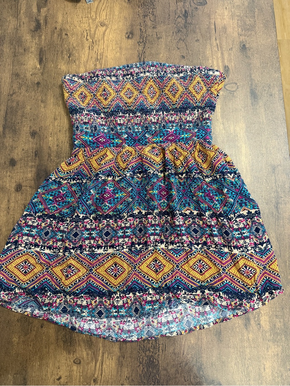 Forever 21 Women's Aztec Print Dress with open back & tie strap Medium